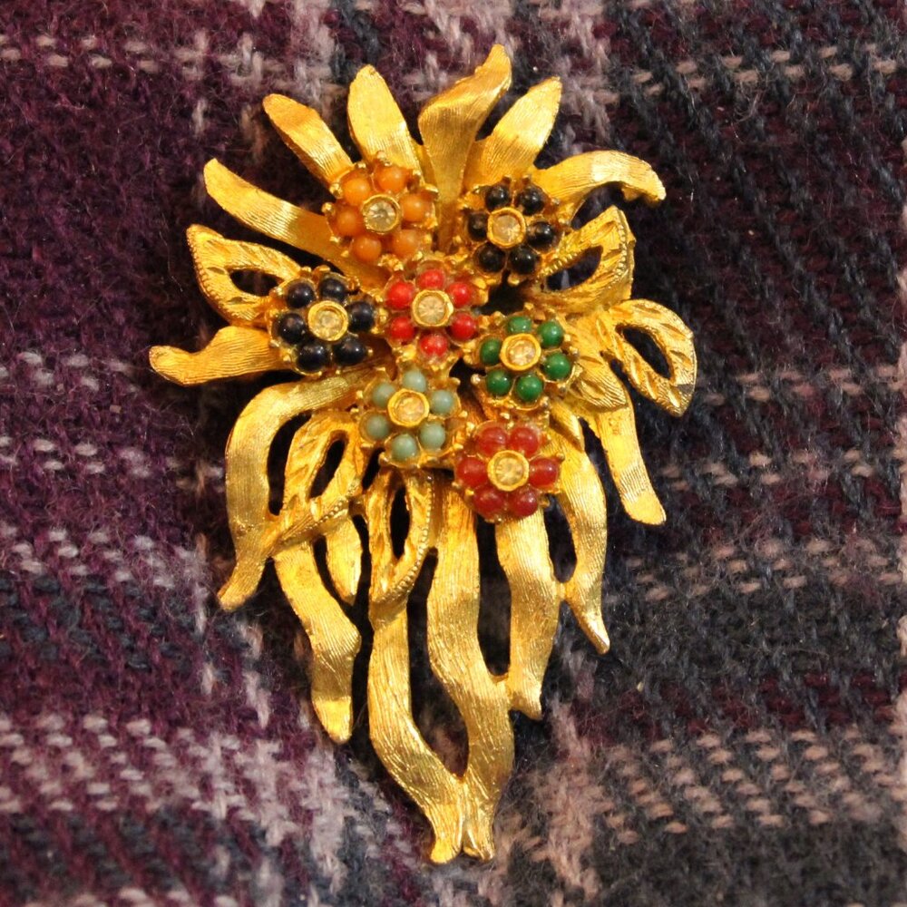 Vintage Flower Bouquet Glass Bead Matte Finish Gold Tone Pin Brooch